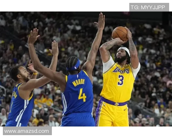 勇士与湖人季前赛精彩回放分析及赛后亮点总结