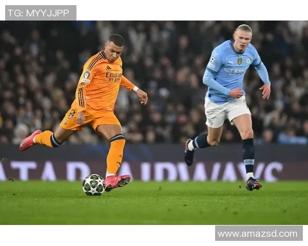 哈兰德与姆巴佩欧冠巅峰对决引发全球足球迷热议与期待