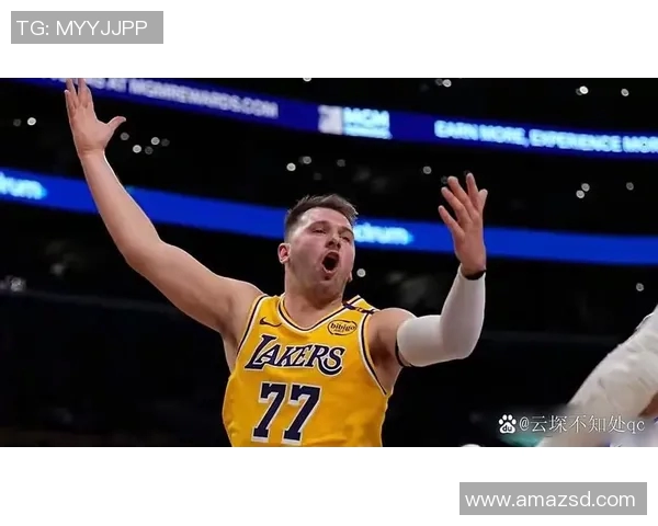 东契奇与莫里斯的对决谁能在赛场上笑到最后揭开胜负之谜